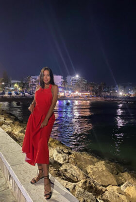 Litzy - Emirates Hills, Dubai photo