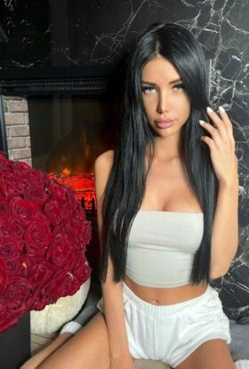 Karlee - Downtown Dubai photo